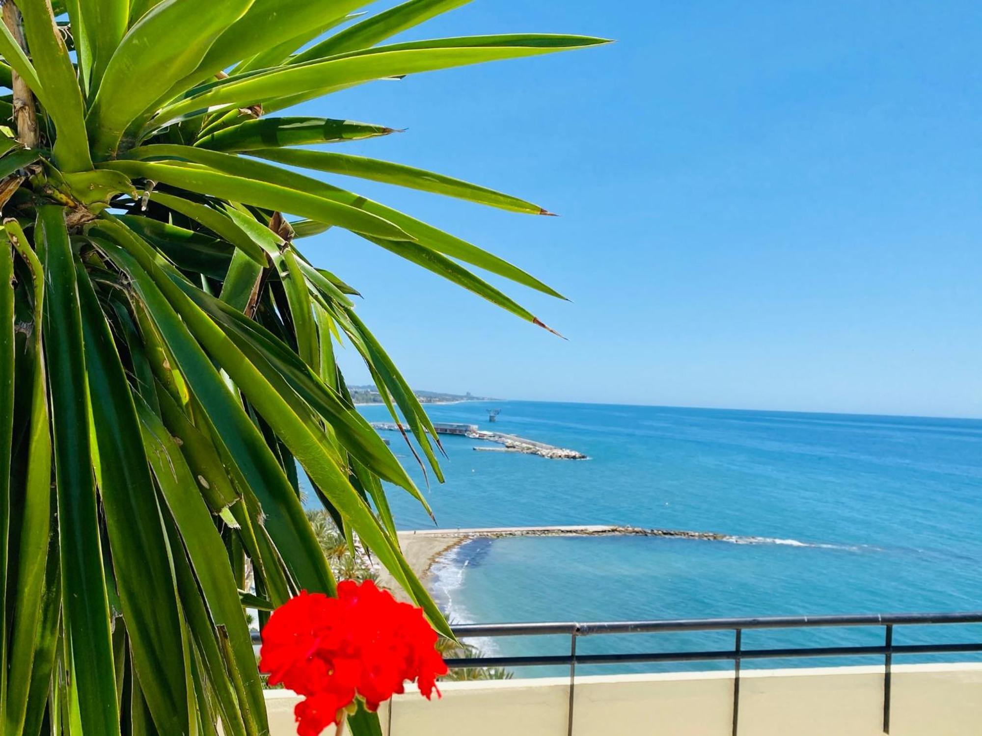 The First Line Of The Sea Appartement