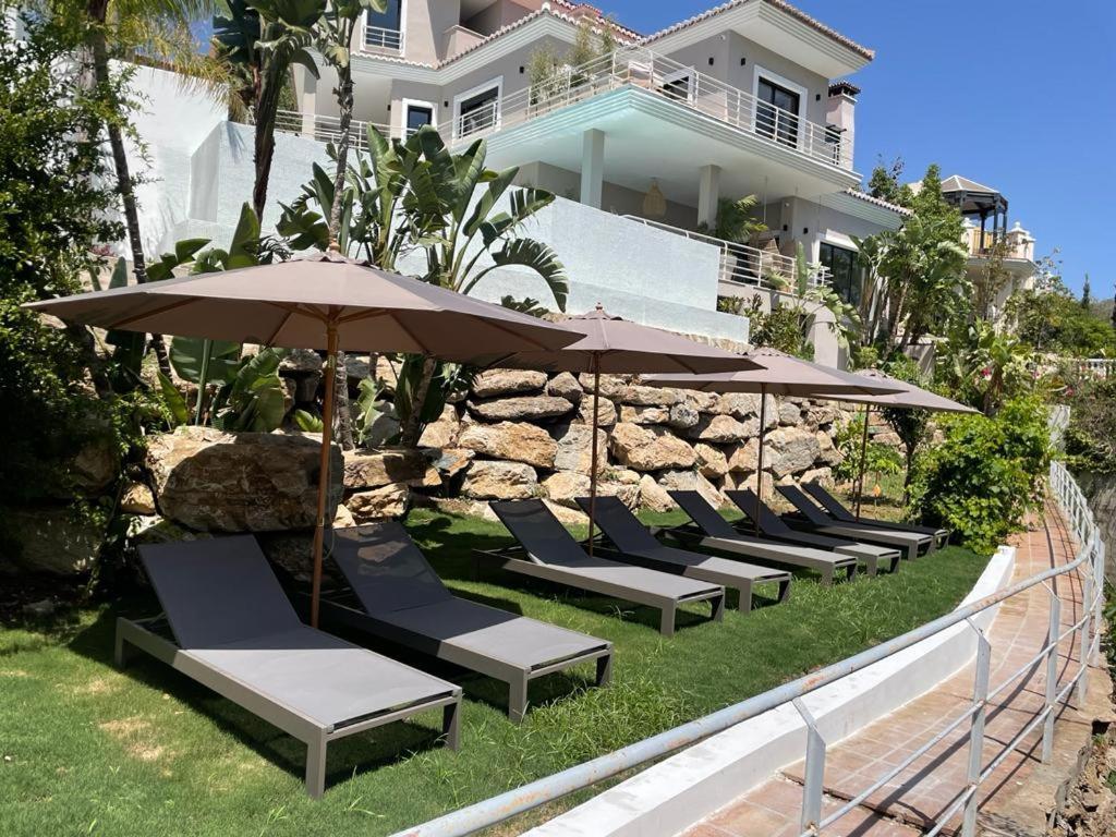 Villa Ultimate Luxury Dream With 7 Bedrooms, Gym, And Infinity Pool Marbella