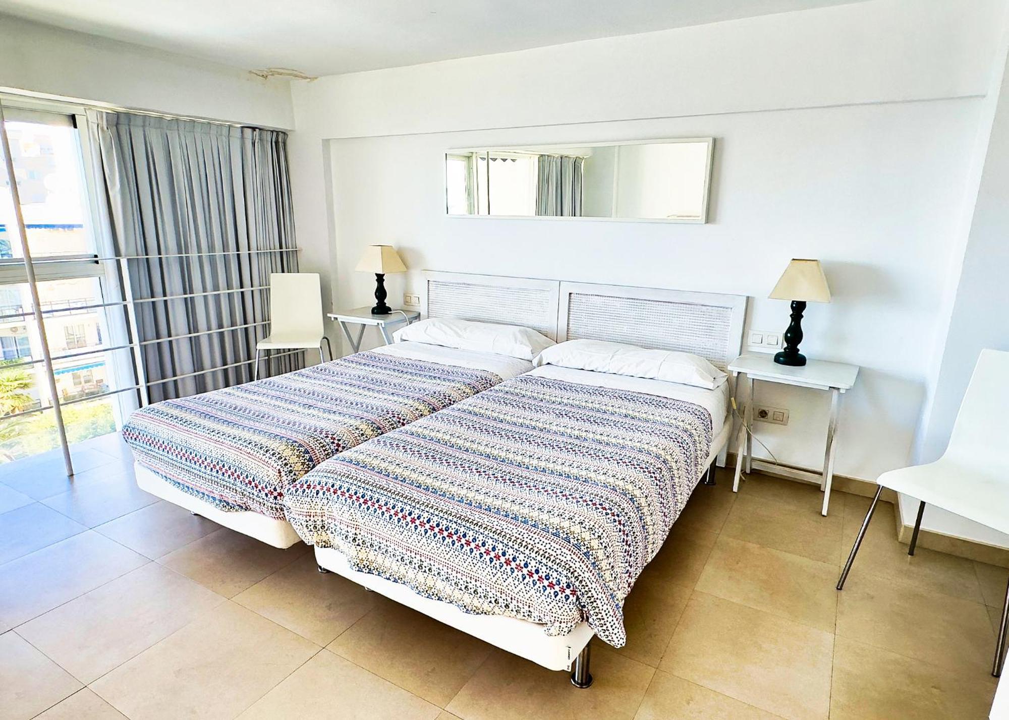 Skol 302 Super One-bedroom Duplex With Sea Views Apartment Marbella