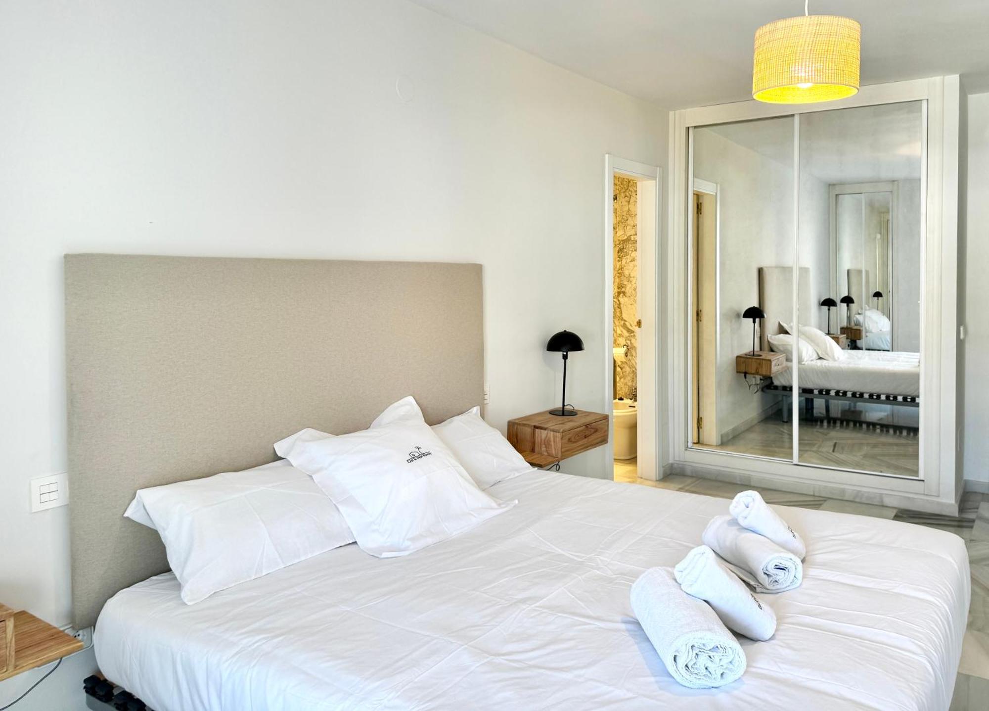 Seaside Oasis With Mountain Views - Eaw Homes Apartamento Marbella