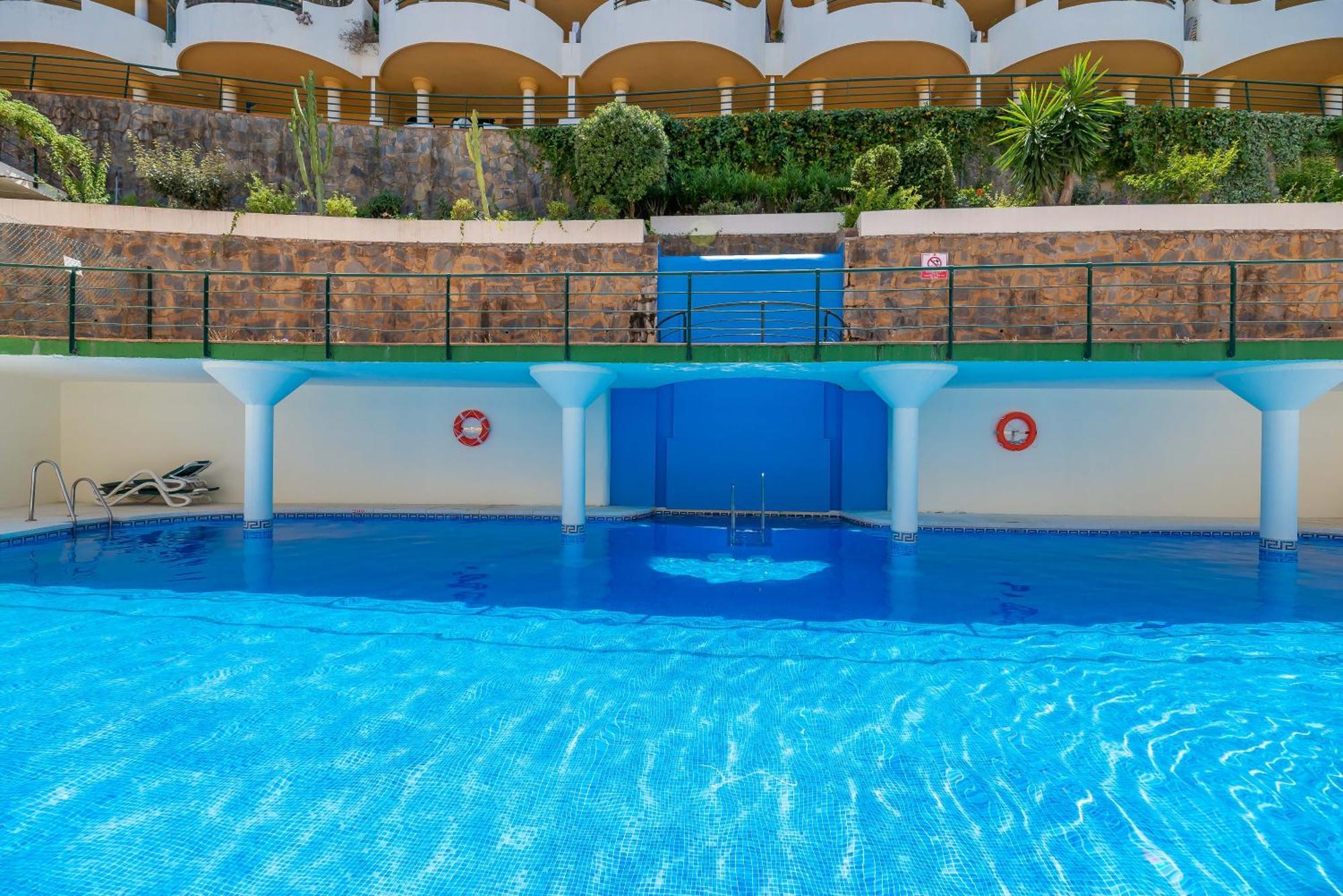 Apartment Elegant 2 Bdrm Penthouse With Bbq And Pools *