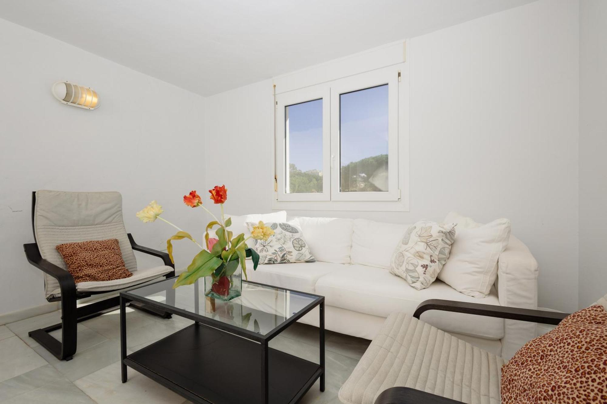 Ferienhaus 6 Bedroom Villa, With Heated Pool And Sea Views, Next To The Of Costabella