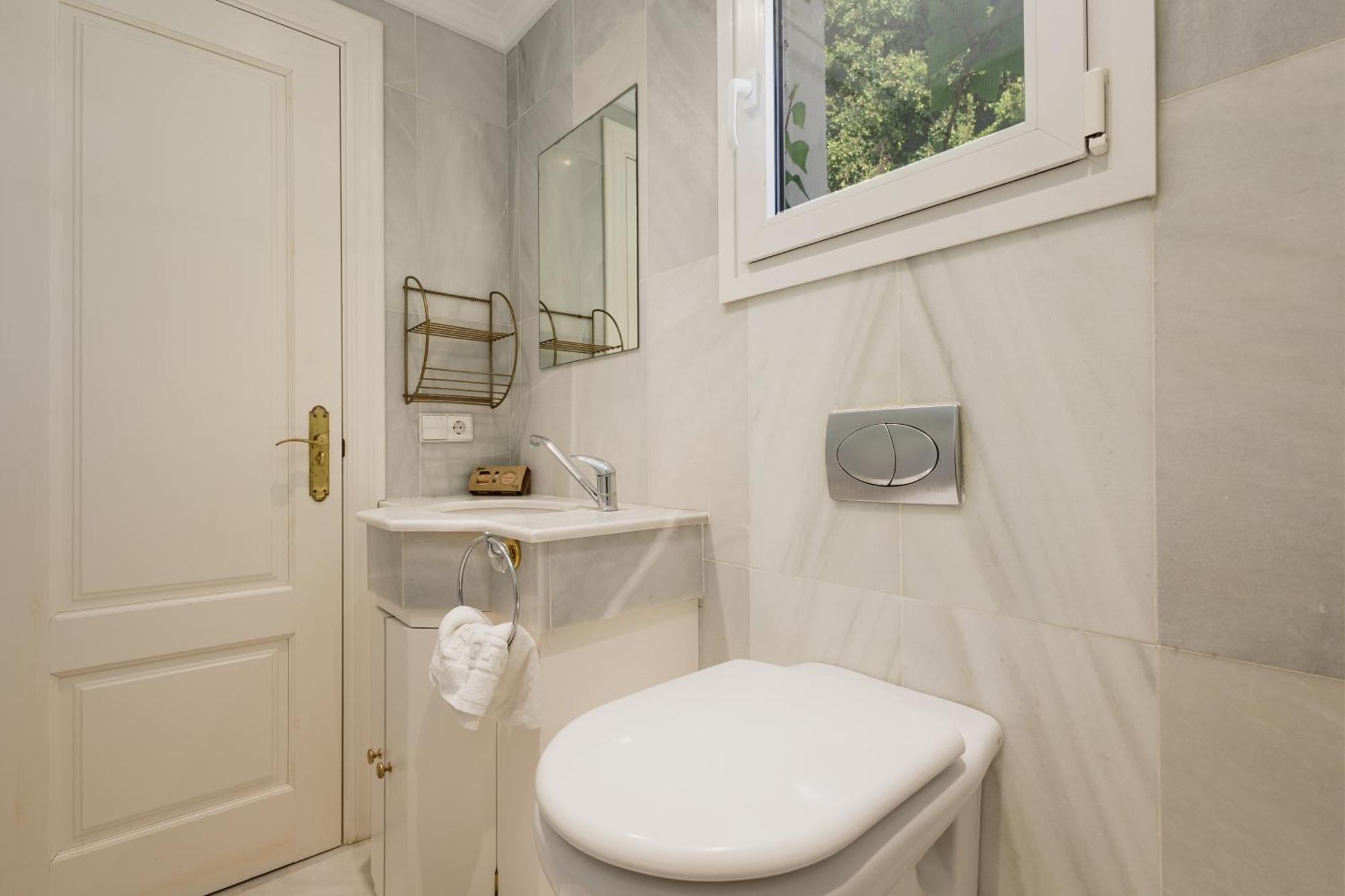Ferienhaus 6 Bedroom Villa, With Heated Pool And Sea Views, Next To The Of Costabella *