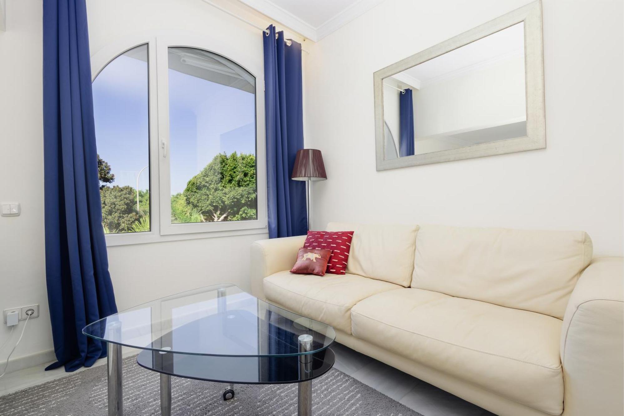 6 Bedroom Villa, With Heated Pool And Sea Views, Next To The Of Costabella Ferienhaus *