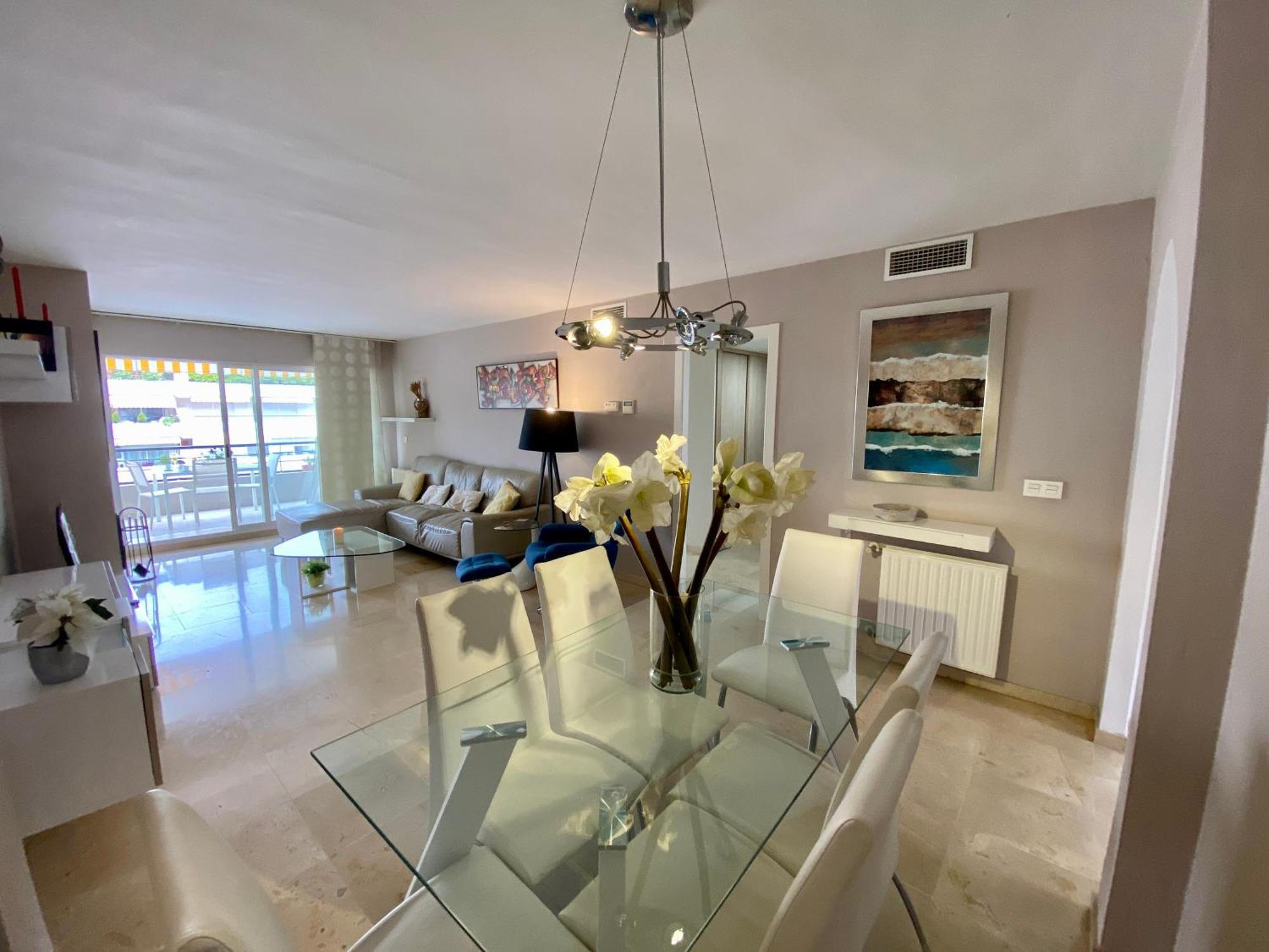 Apartamento Con Vistas Y Terraza En Guadalmina Mad Marbella