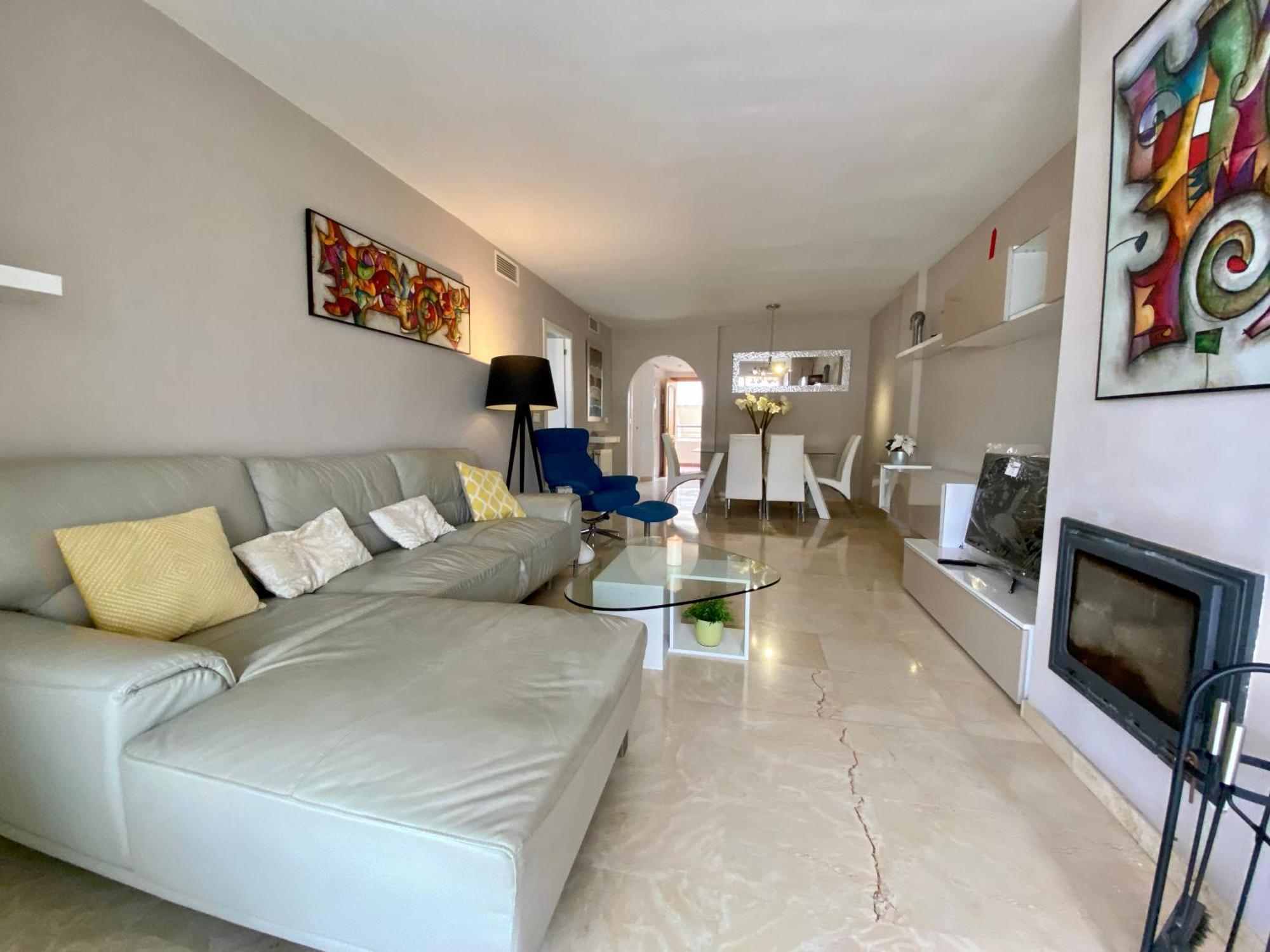 Apartamento Con Vistas Y Terraza En Guadalmina Mad Marbella