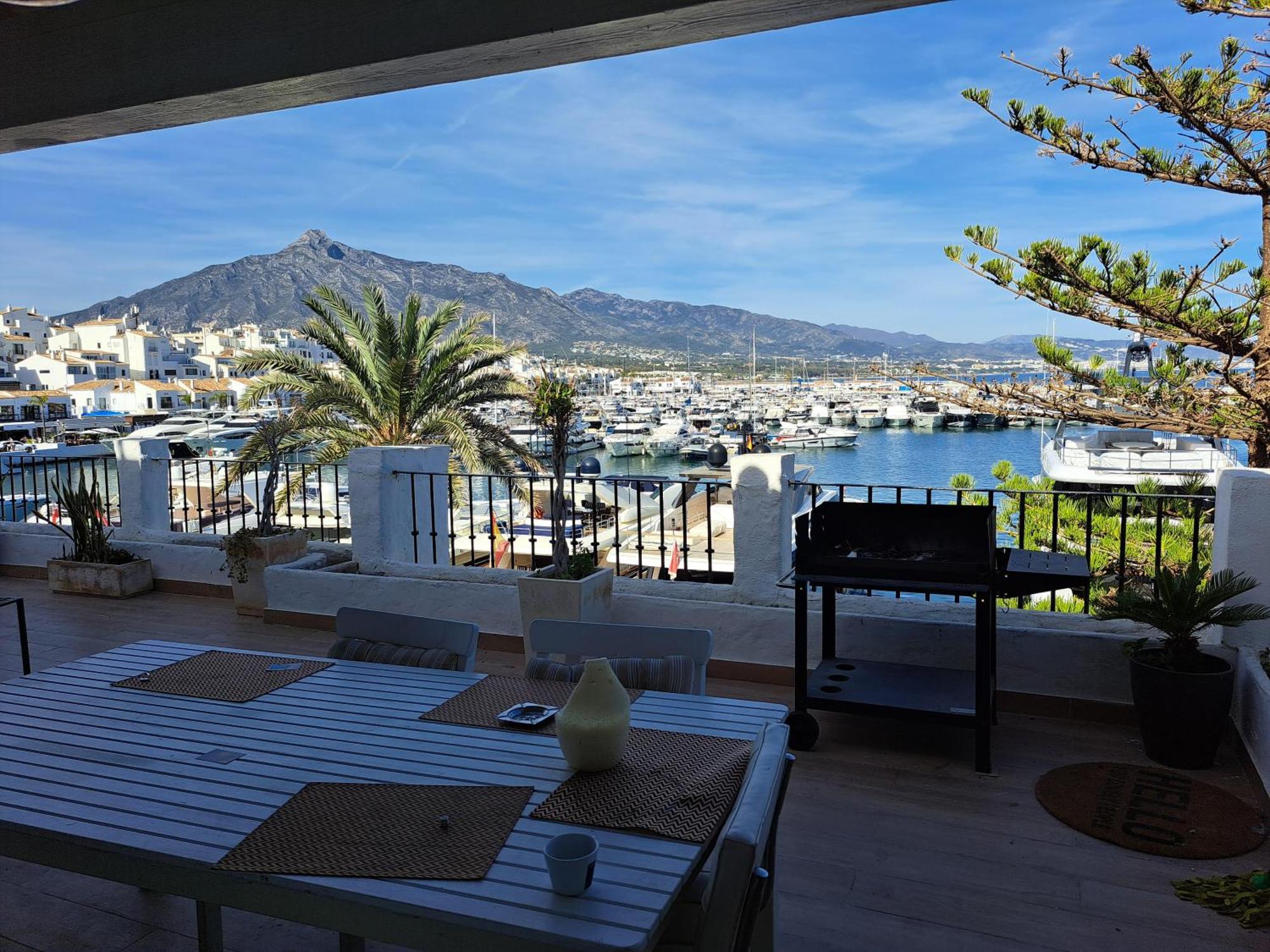 Private In Huge Penthouse 1st Line Puerto Banus, Incredible Views, Jacuzzis * Marbella