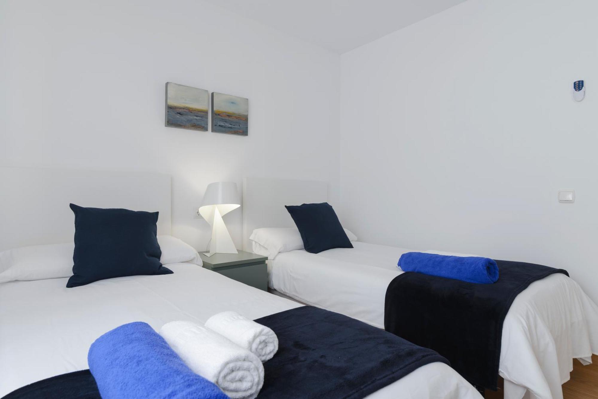 Apartment Sea Front In Center