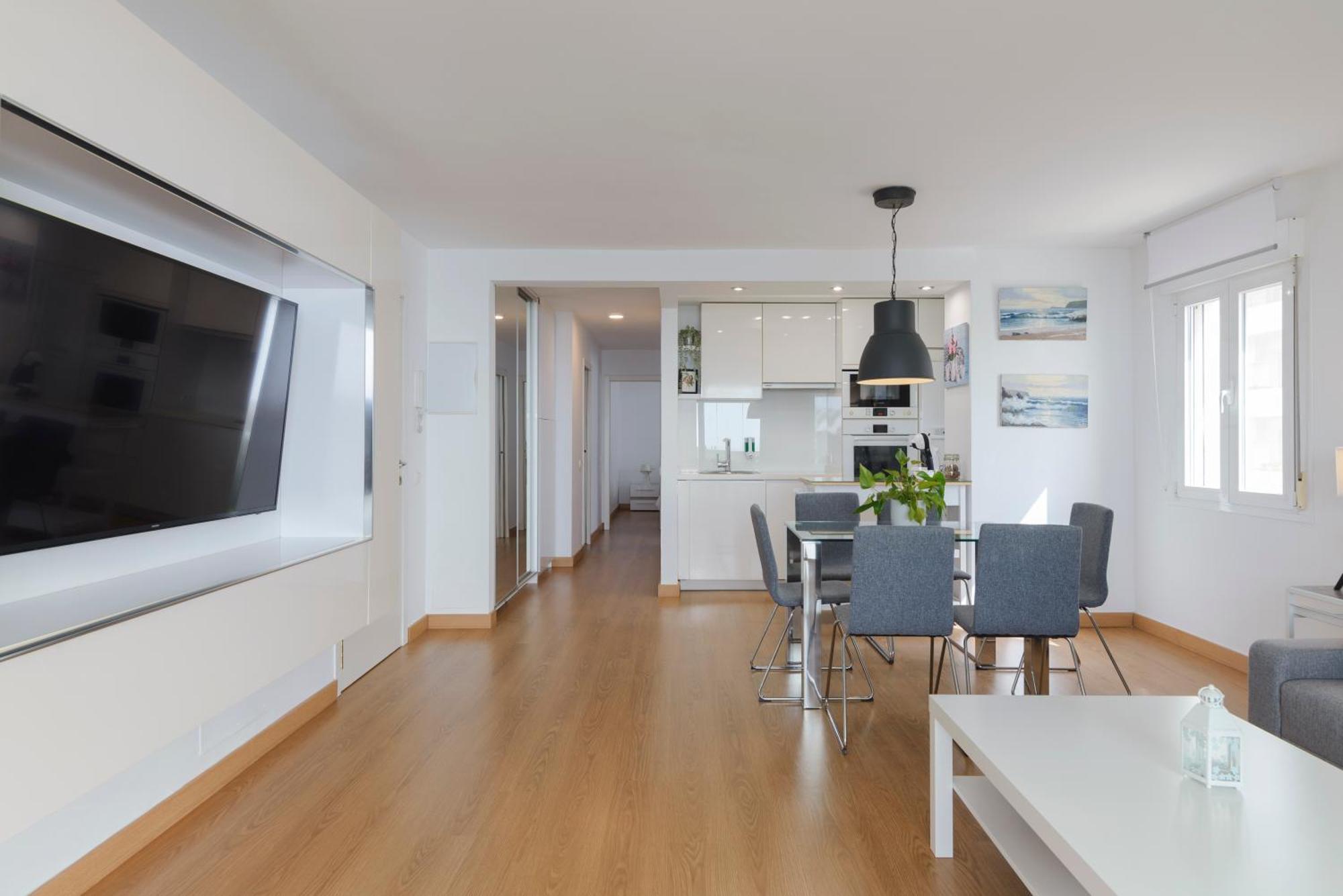 Apartment Sea Front In Center Marbella