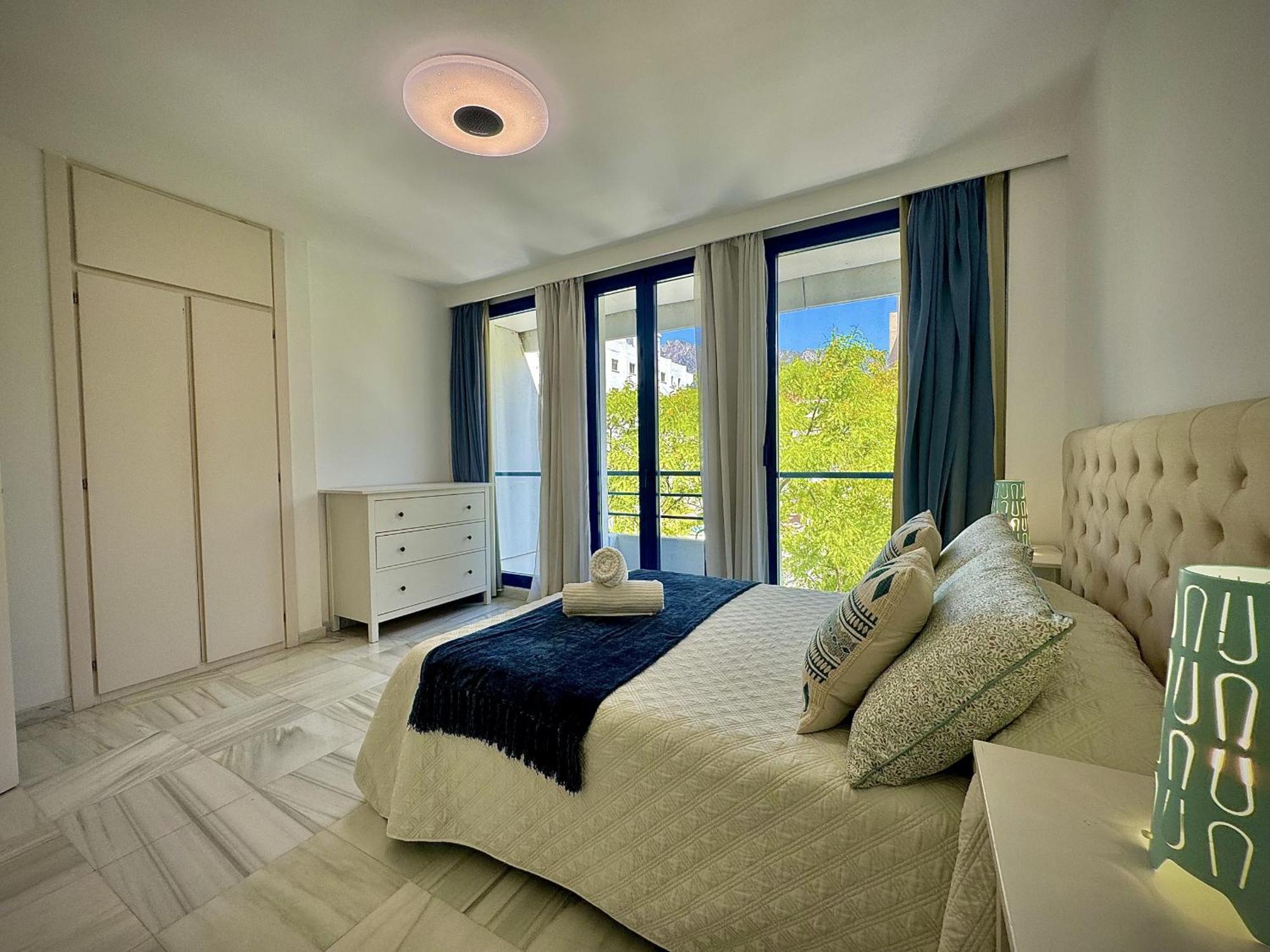 House With Pool By Homing Holiday home