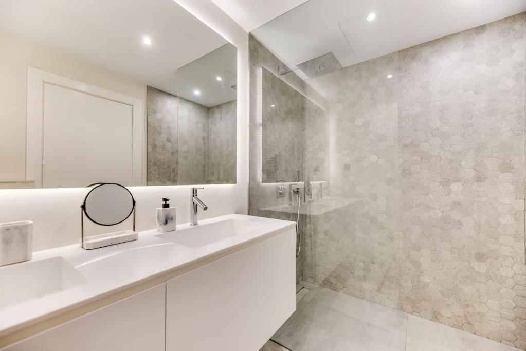 Luxury 5-bedroom Townhouse In Puente Pousada Marbella