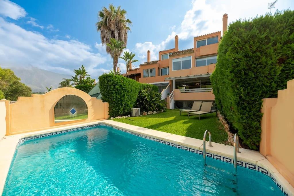 Pousada Luxury 5-bedroom Townhouse In Puente Marbella