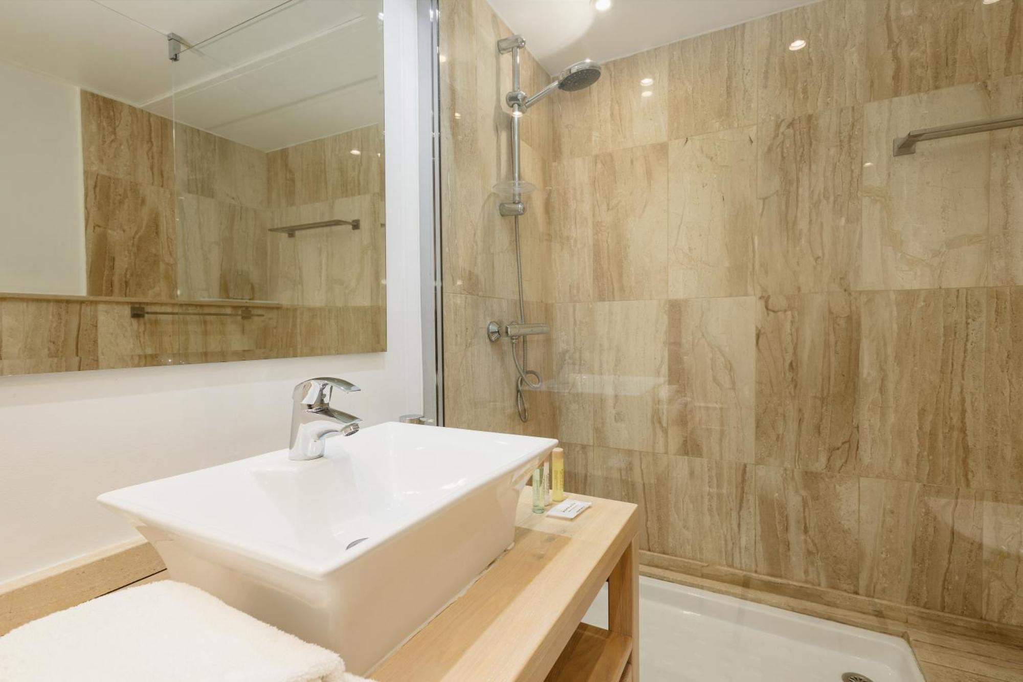 Apartment Modern Beachside Penthouse With Amazing Sea Views Marbella