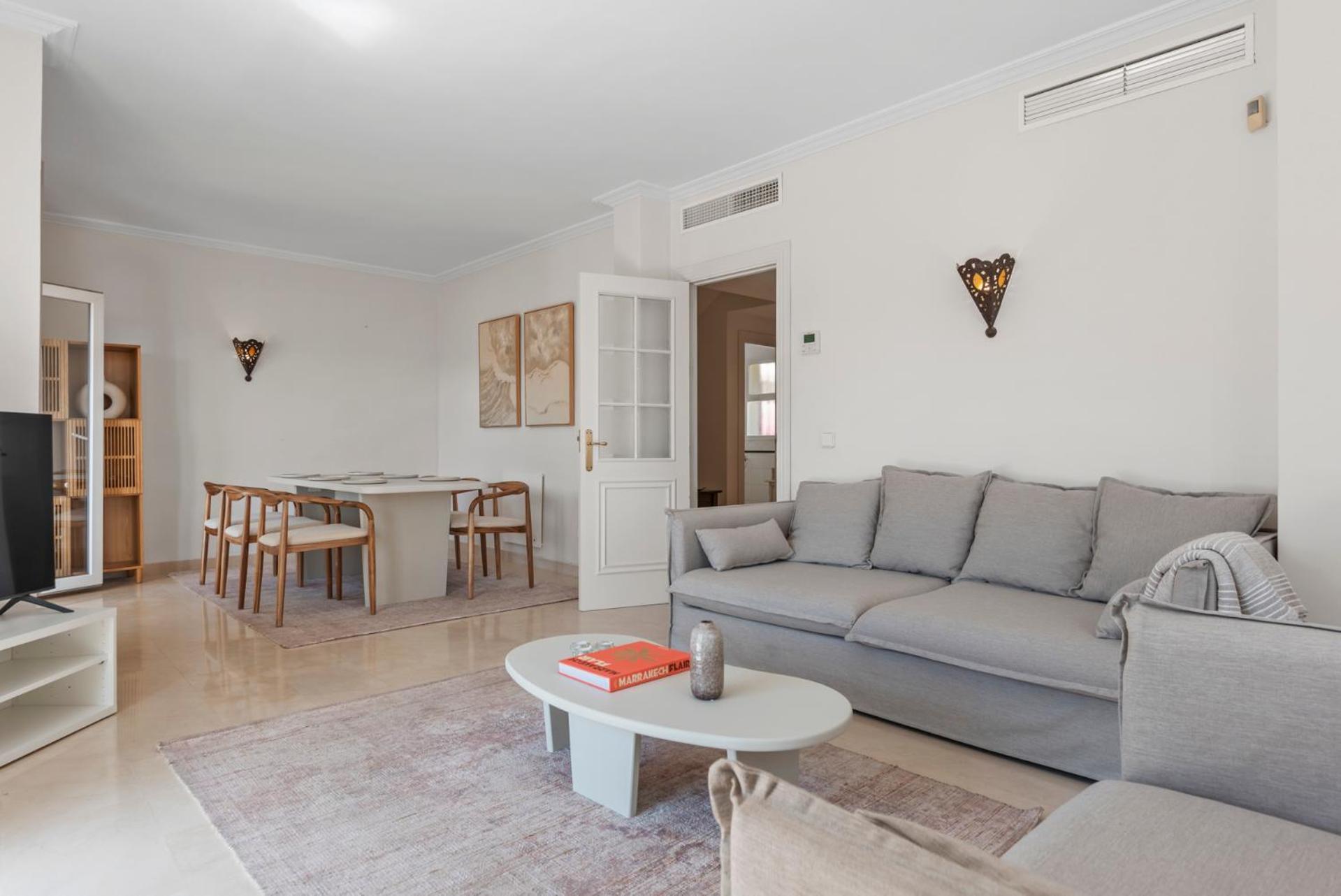 La Quinta Hills - Modern Andalusian-style With Rooftop Terrace * Marbella