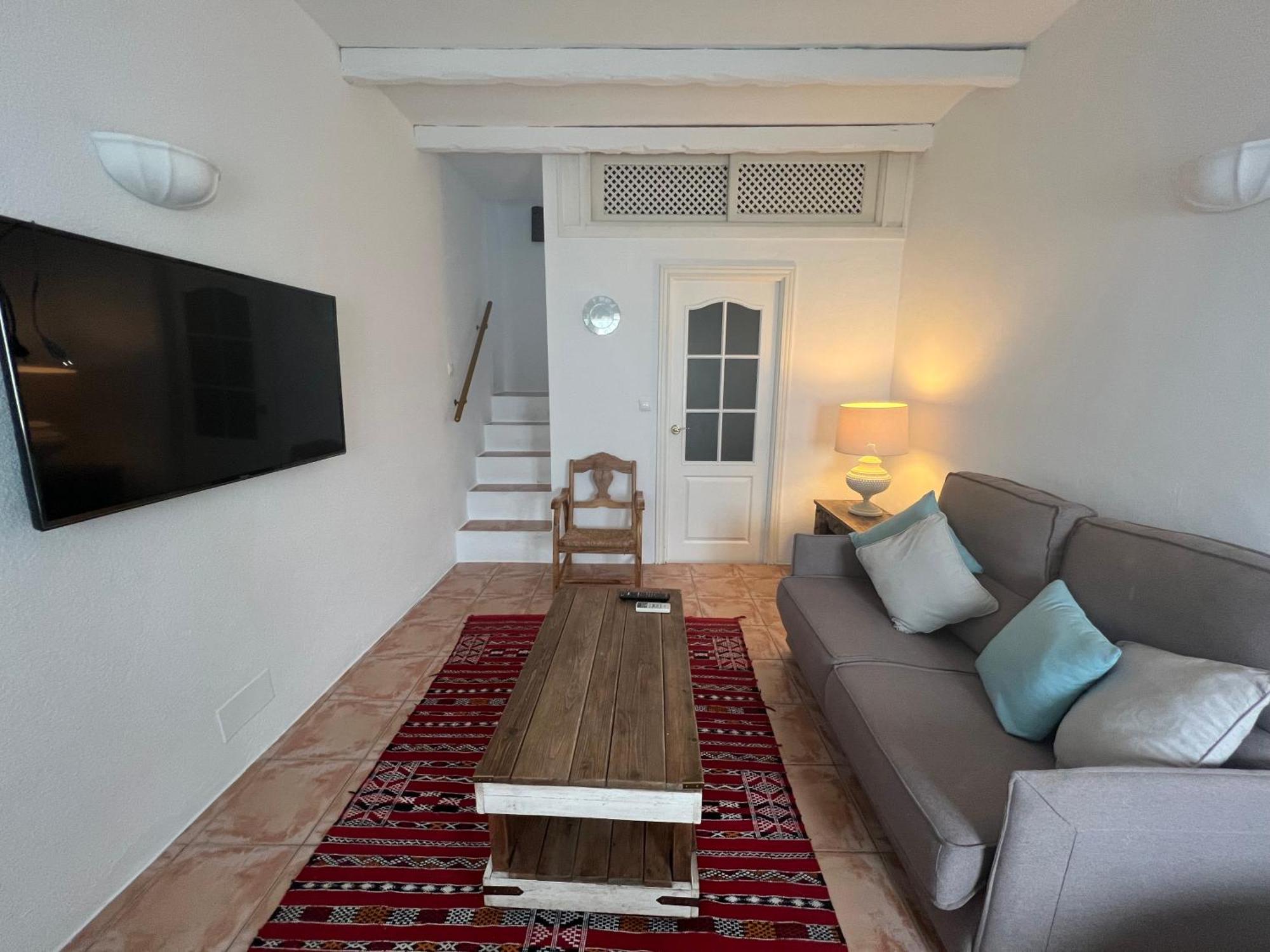 Old Town House With Terrace Marbella