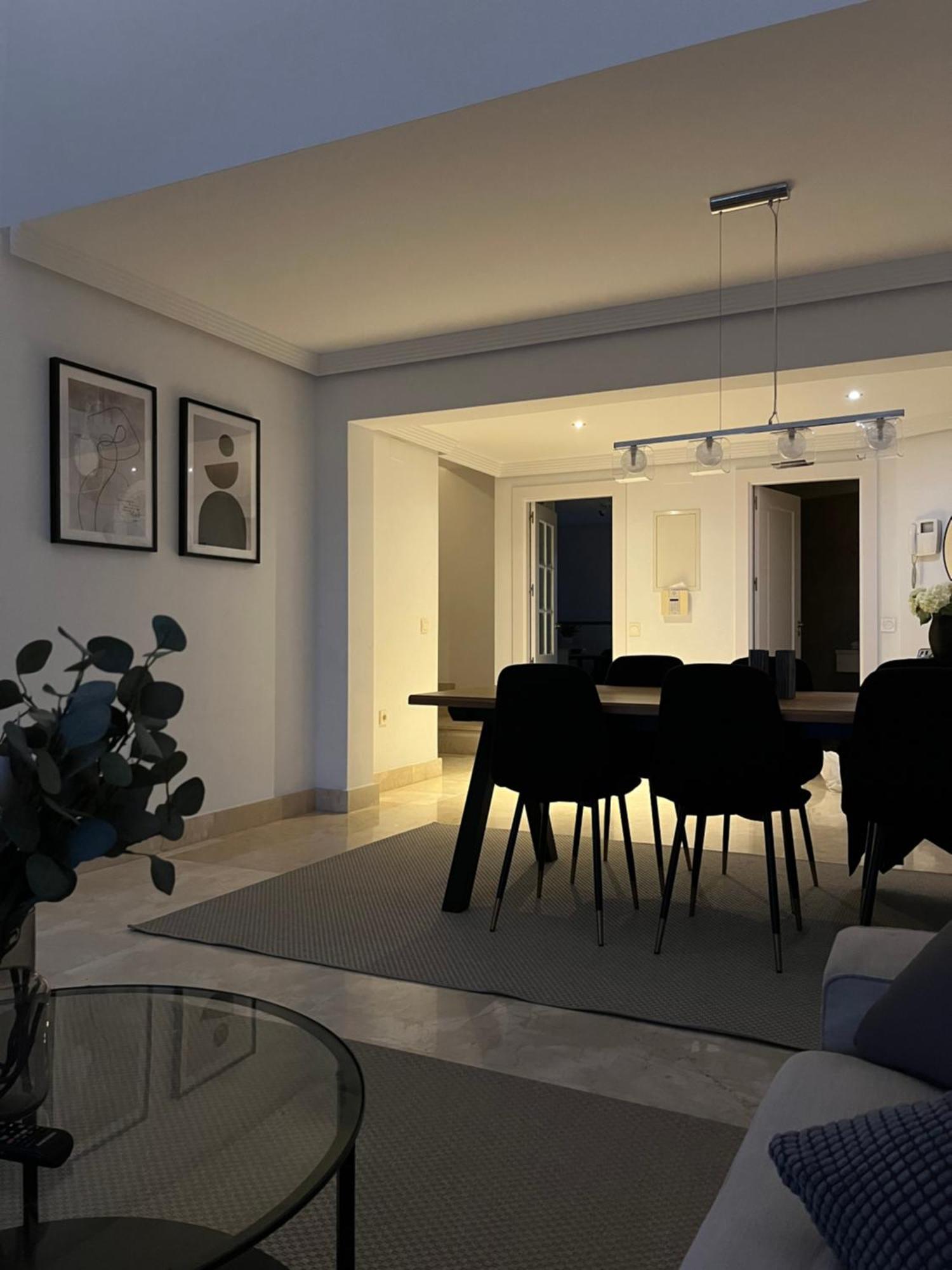 Apartamento Penthouse With Sea Views In Marbella