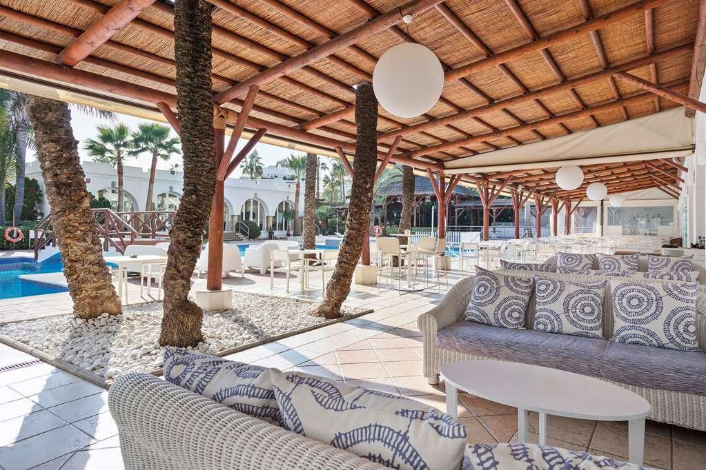 Hotel Me By Melia 5*