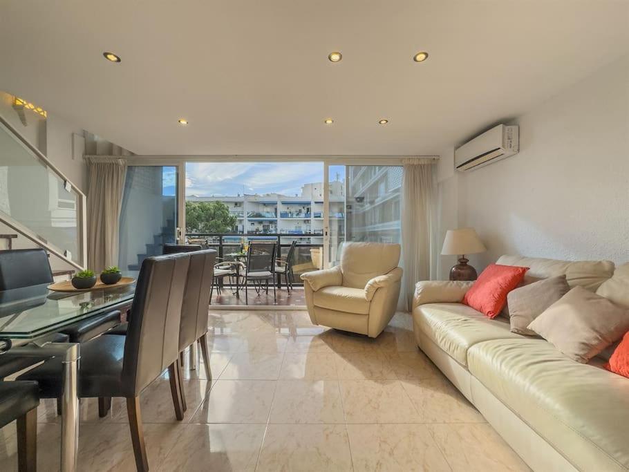 Skol 208a First Line West Facing Duplex Apa Apartamento *