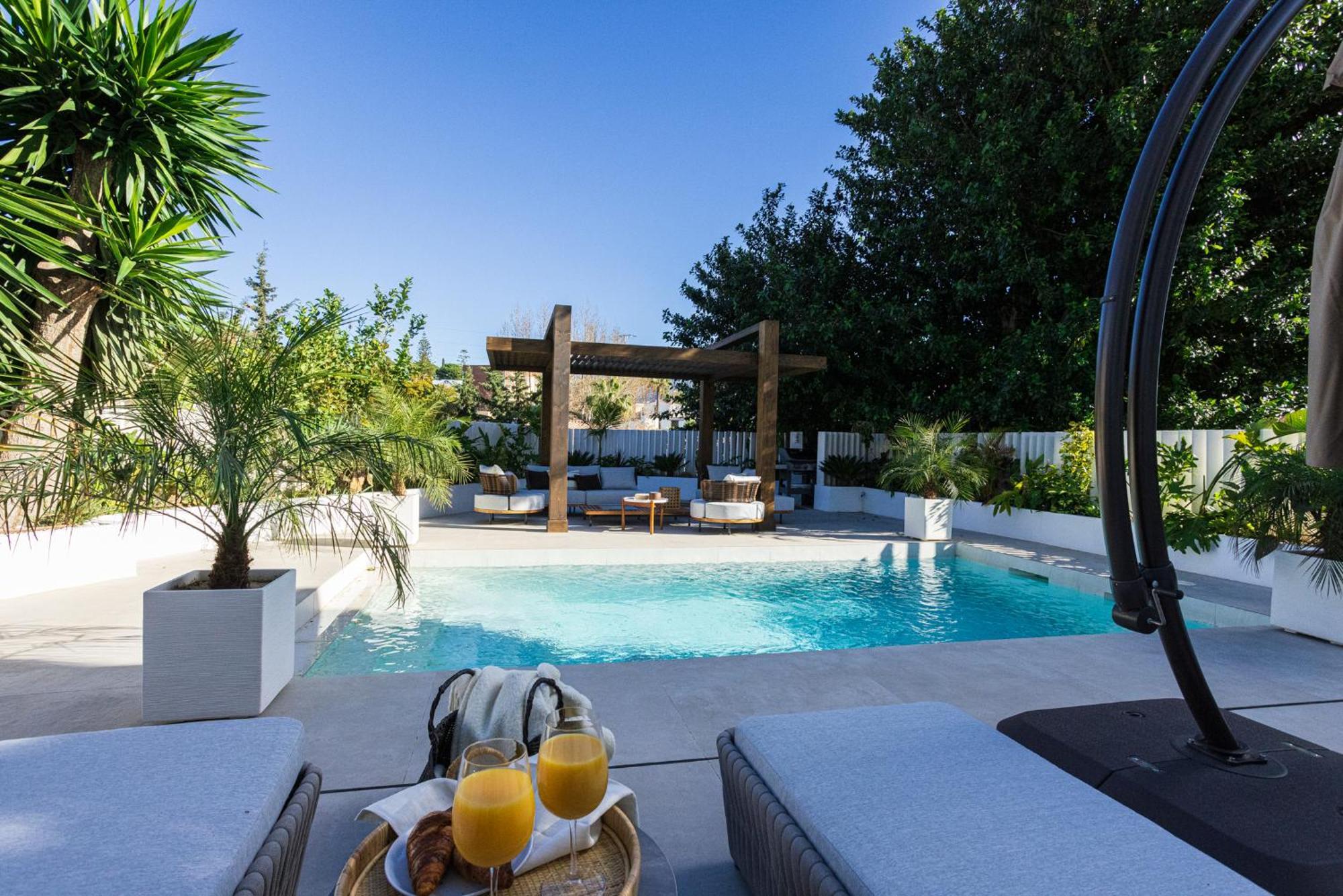 Nueva Andalucia Villa *