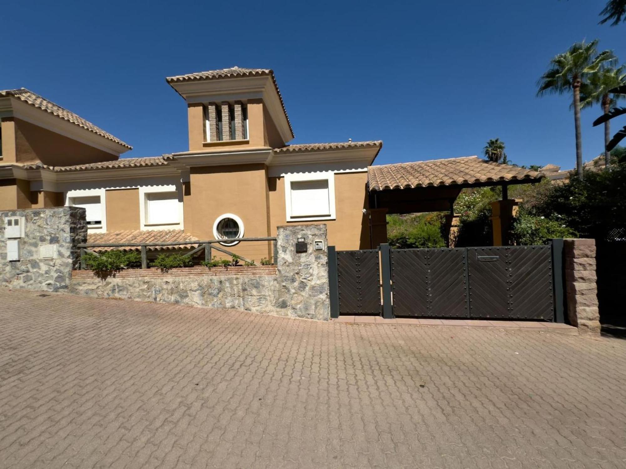 Adosada En Santa Clara Holiday home *