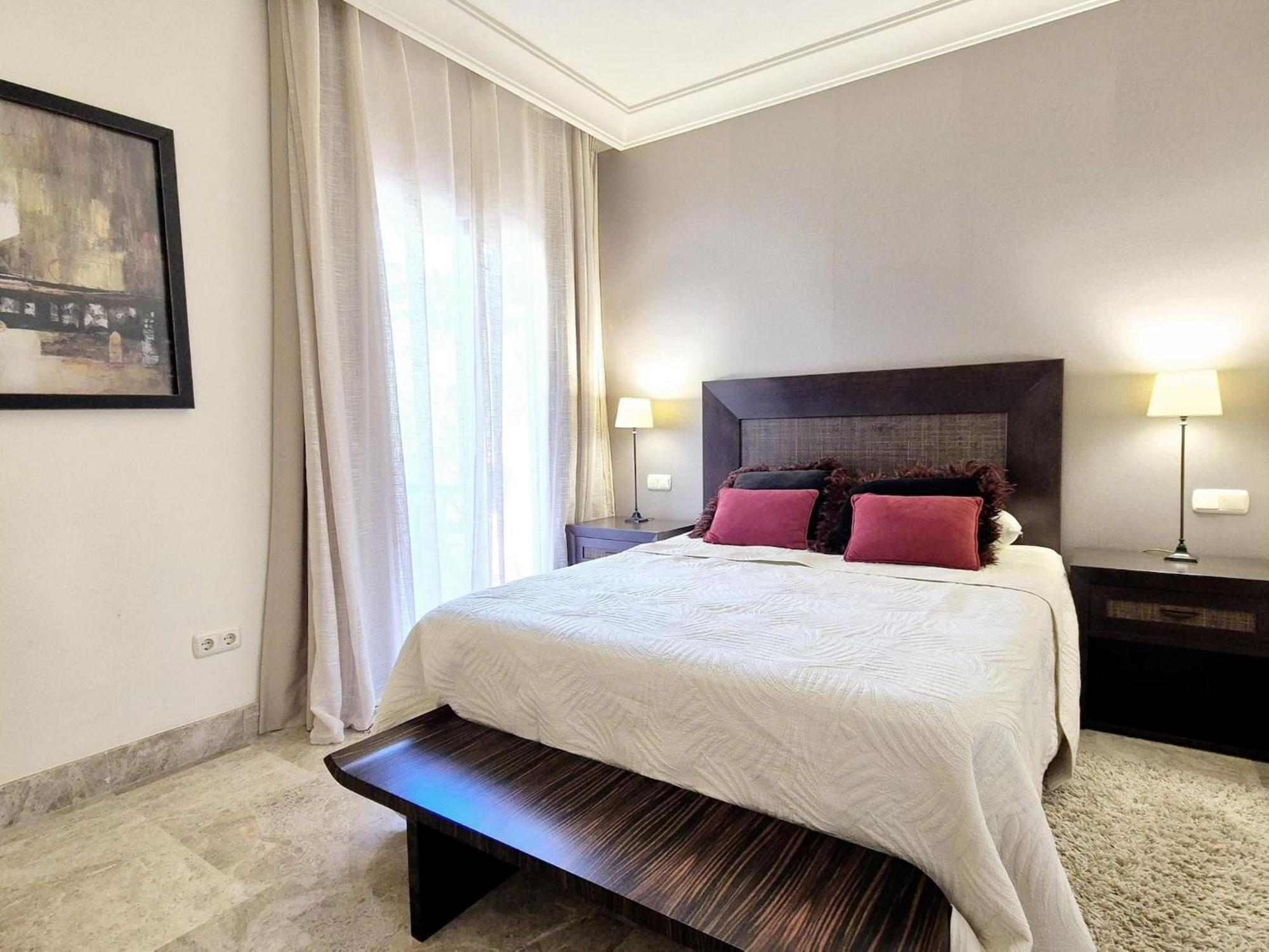 Adosada En Santa Clara * Marbella