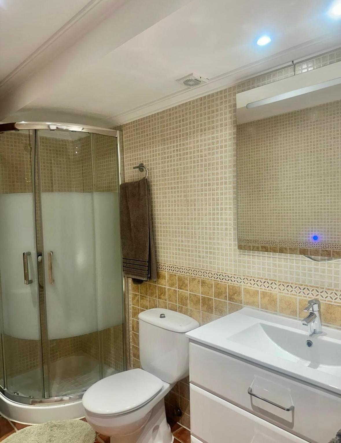 Beachfront Apartamento *