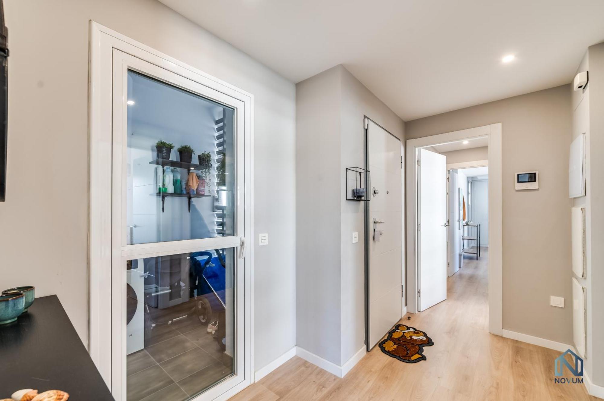 Newly Built 3 Bdrm Modern W Gym, Pool, & Views Apartment Marbella