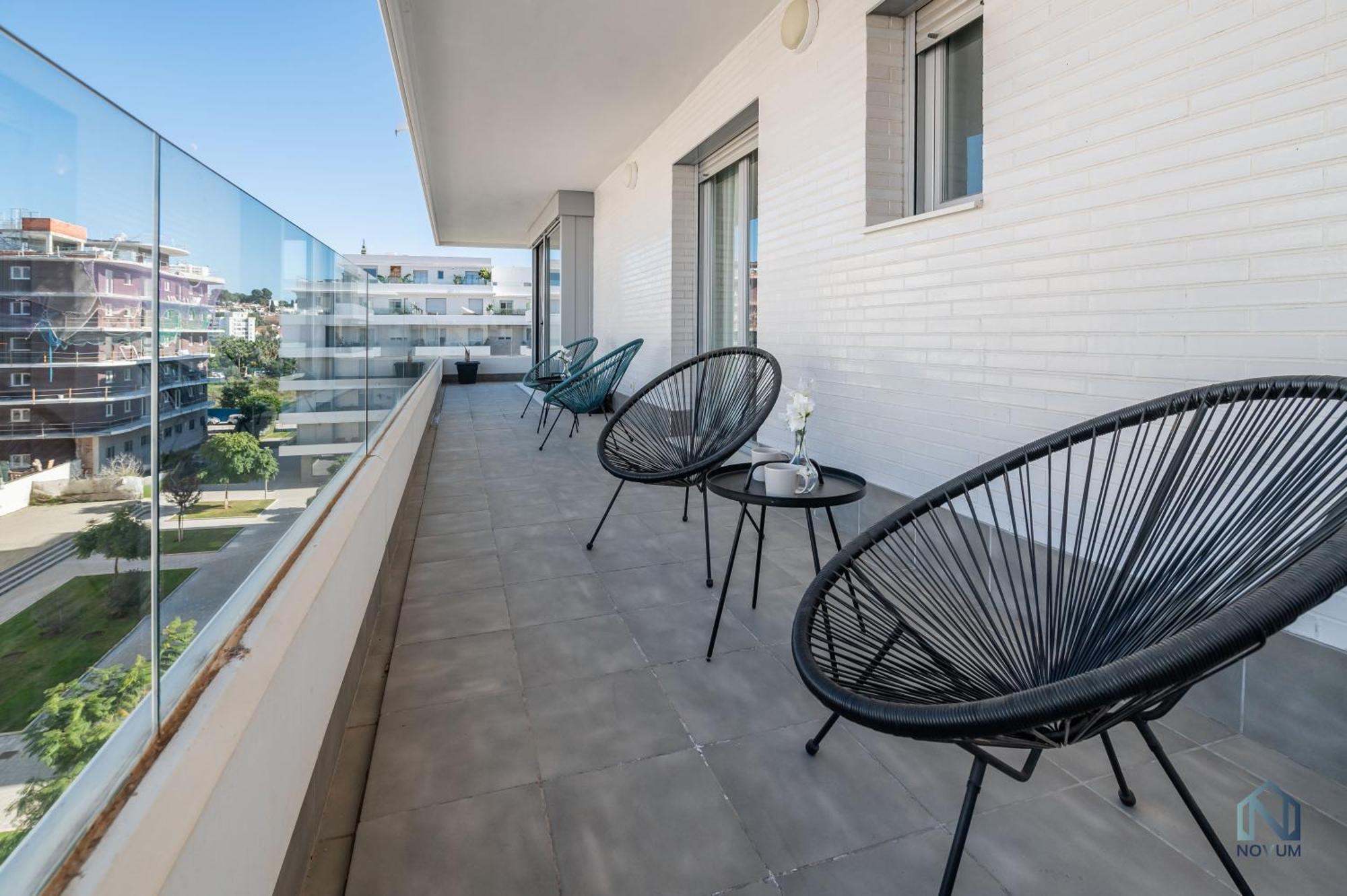 Newly Built 3 Bdrm Modern W Gym, Pool, & Views Apartment Marbella