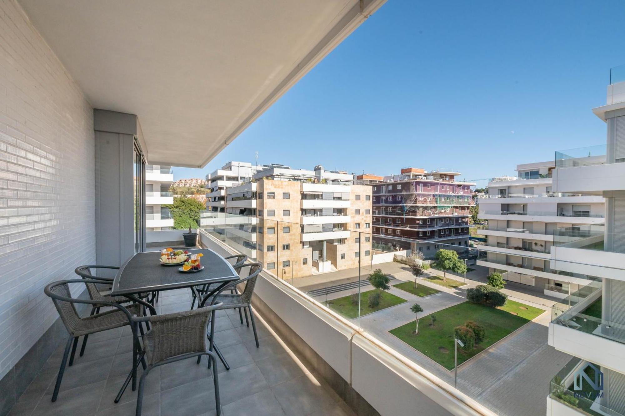 Newly Built 3 Bdrm Modern W Gym, Pool, & Views * Marbella