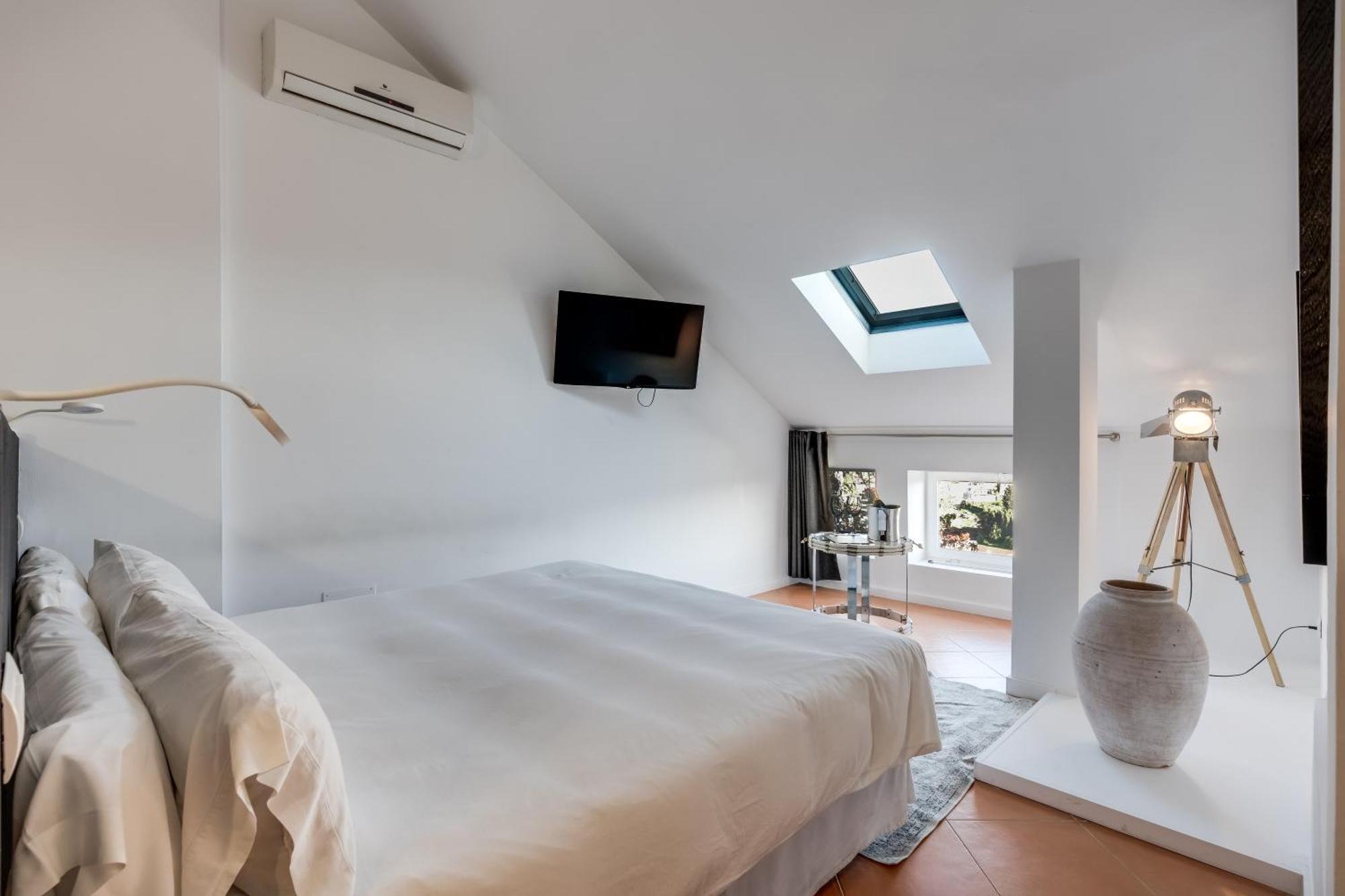 Molo Luxury Puerto Banus Hotel