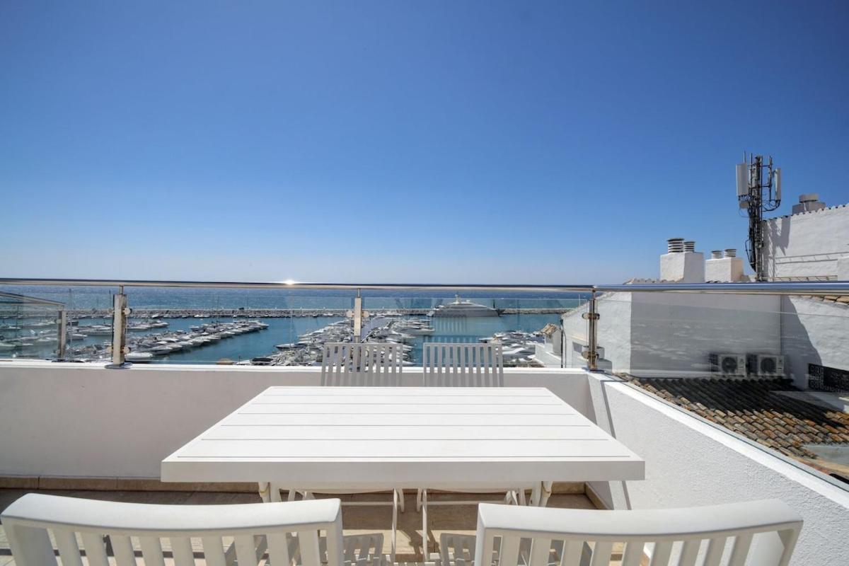 Puerto Banus, Marbella, Penthouse Apartment, Near Golf Apartment *
