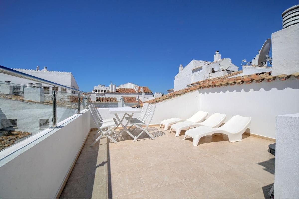 Puerto Banus, Marbella, Penthouse Apartment, Near Golf Apartment *