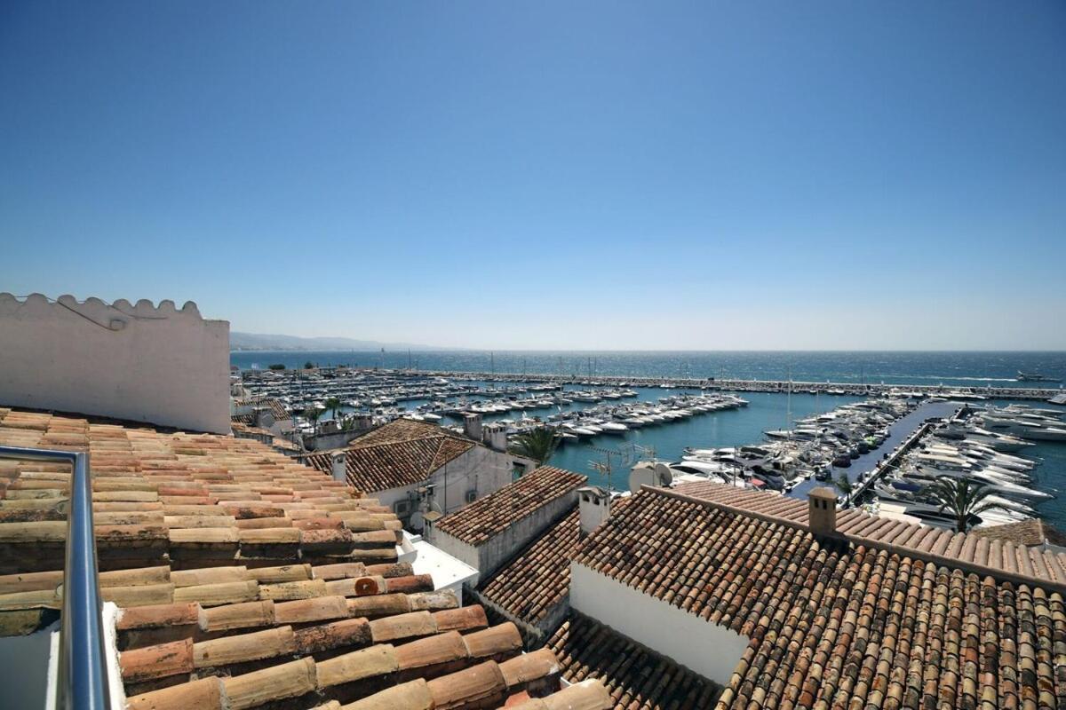 Apartment Puerto Banus, Marbella, Penthouse Apartment, Near Golf *