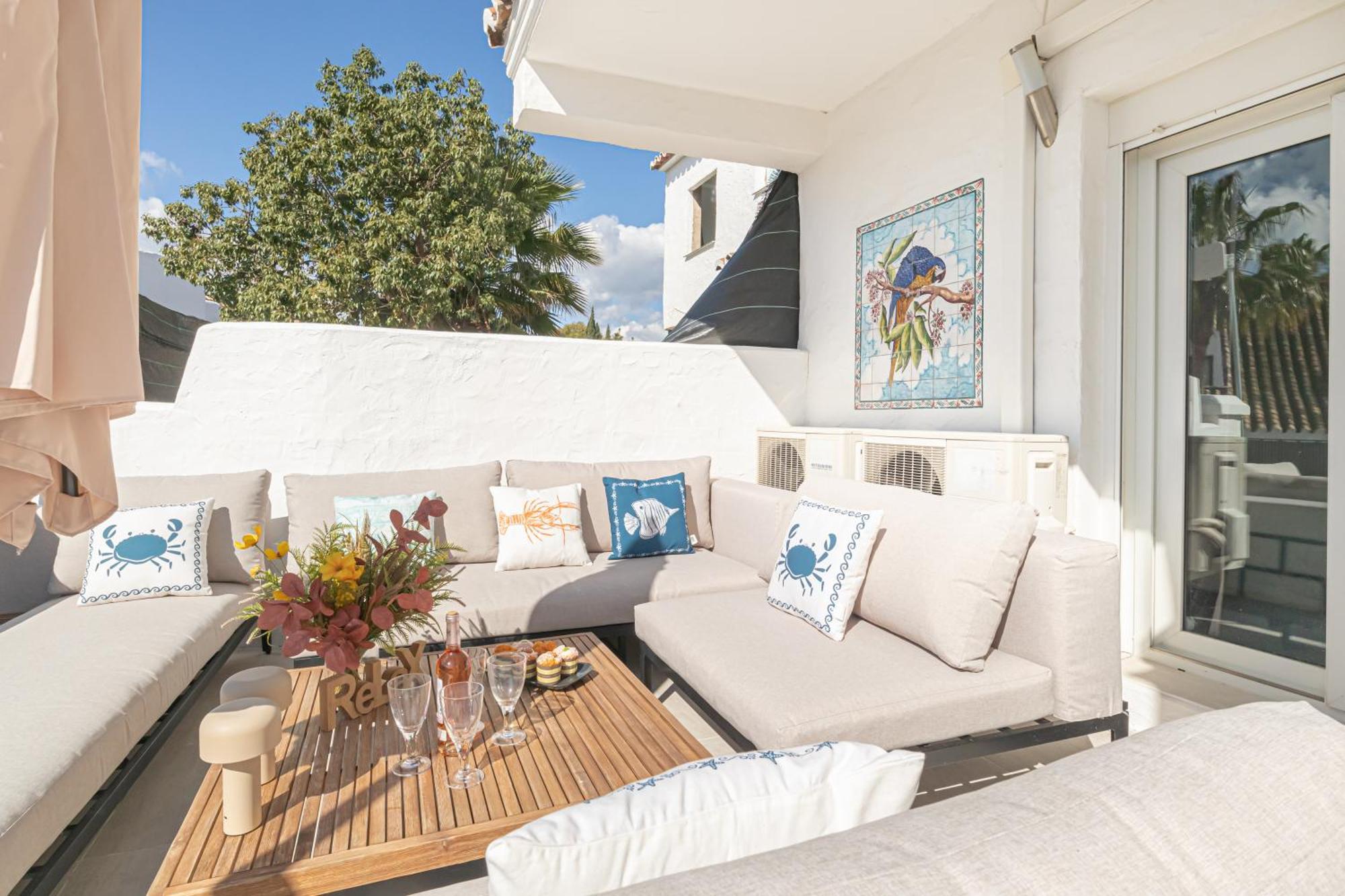 Apartment Puerto Banus Near La Sala By The Sea - Happy Marbella