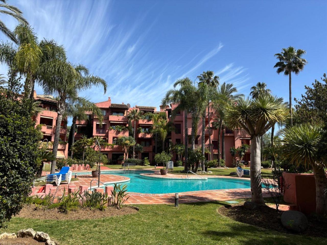 Bliss 2 Min To Alicate And Pool In Apartment Marbella