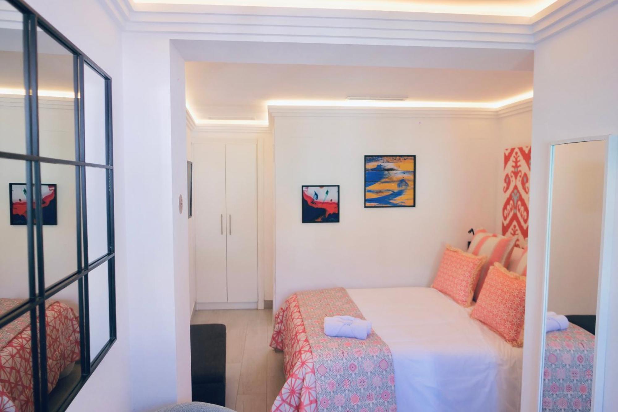 Golden Myra Guest house