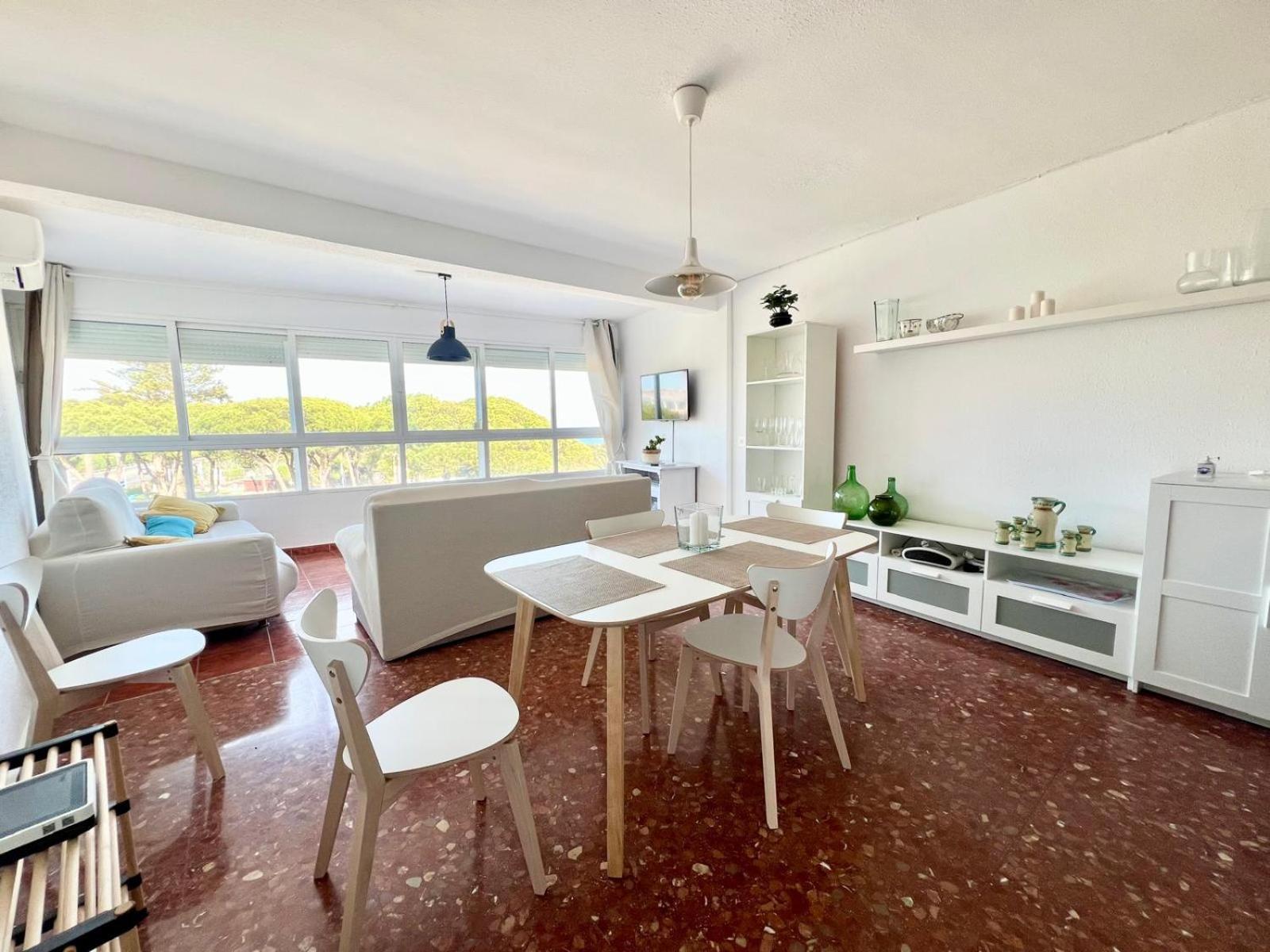 Marbellamar Luna Apartment
