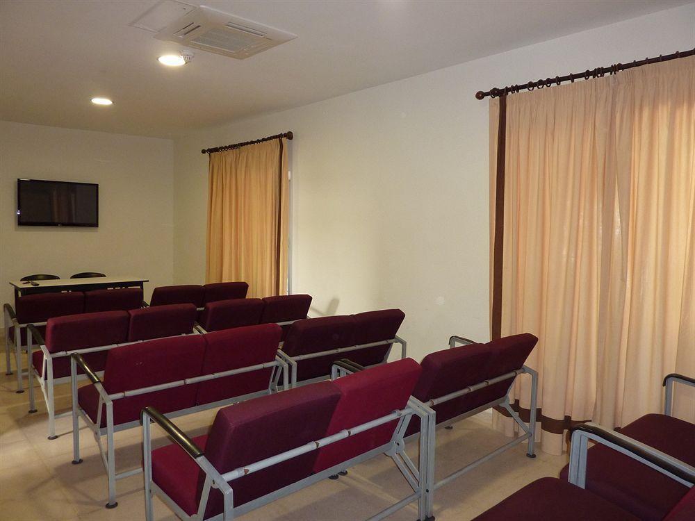 Inturjoven Youth Hotel