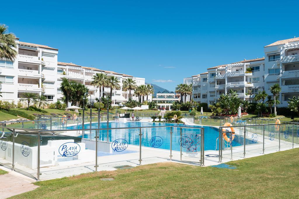 Banus Waterfront Penthouse Apartment *