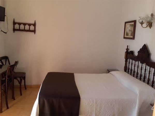 Enriqueta Guest house 2*