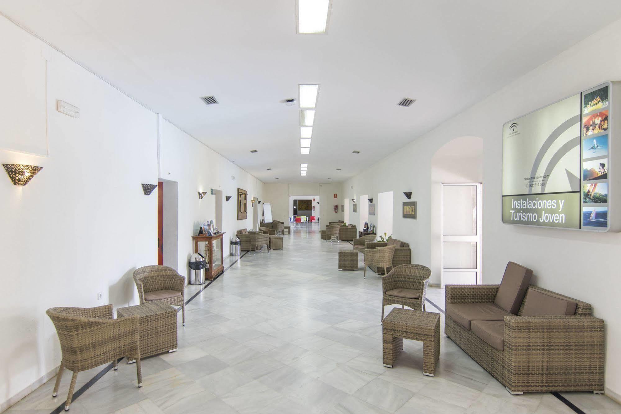 Inturjoven Youth Hotel 2*