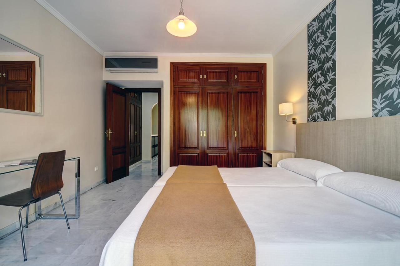 Sanpedro Aparthotel 4*