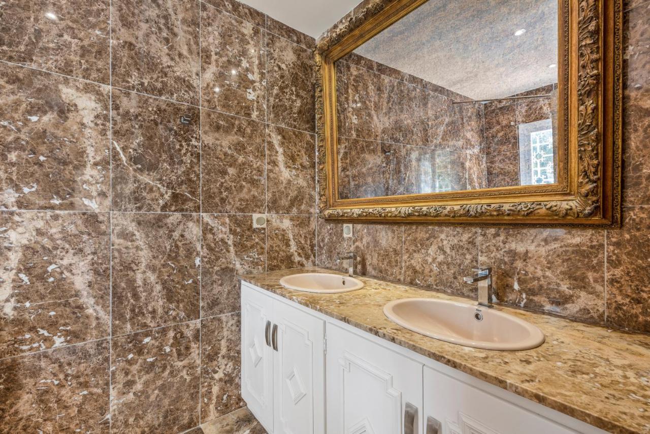 6 Bedrooms Luxury Camilla * Marbella