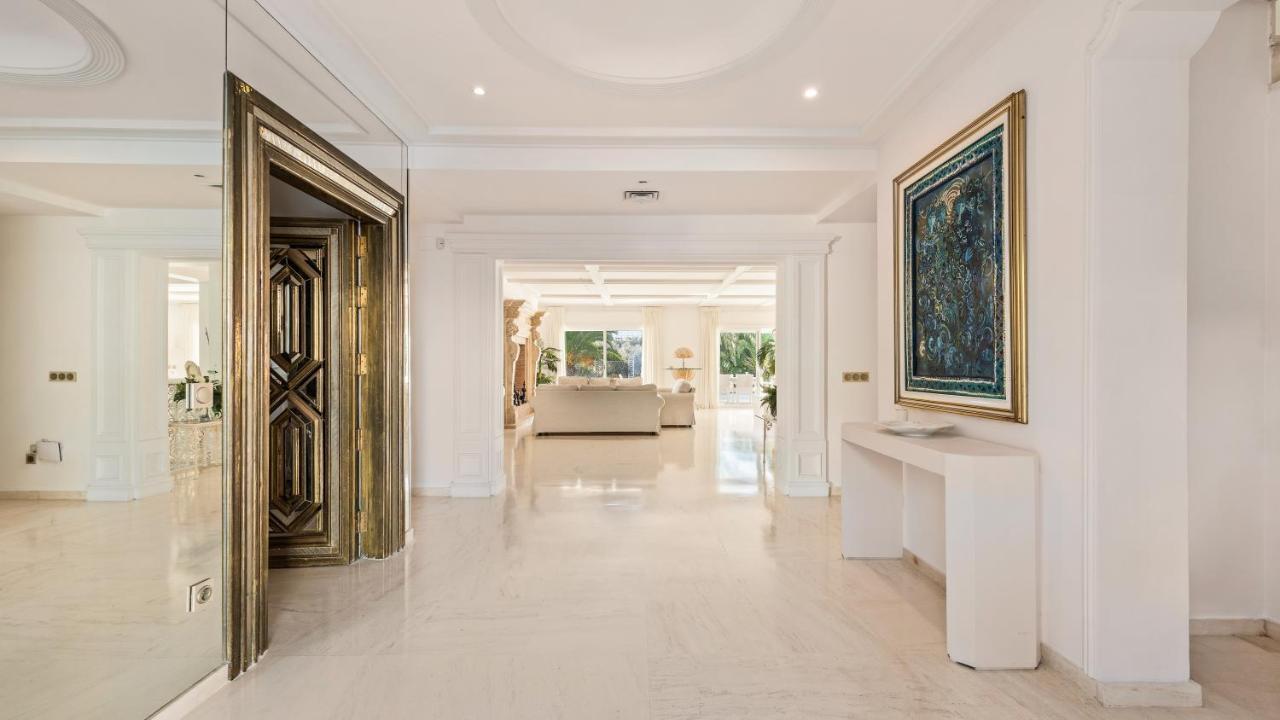 Villa 6 Bedrooms Luxury Camilla Marbella