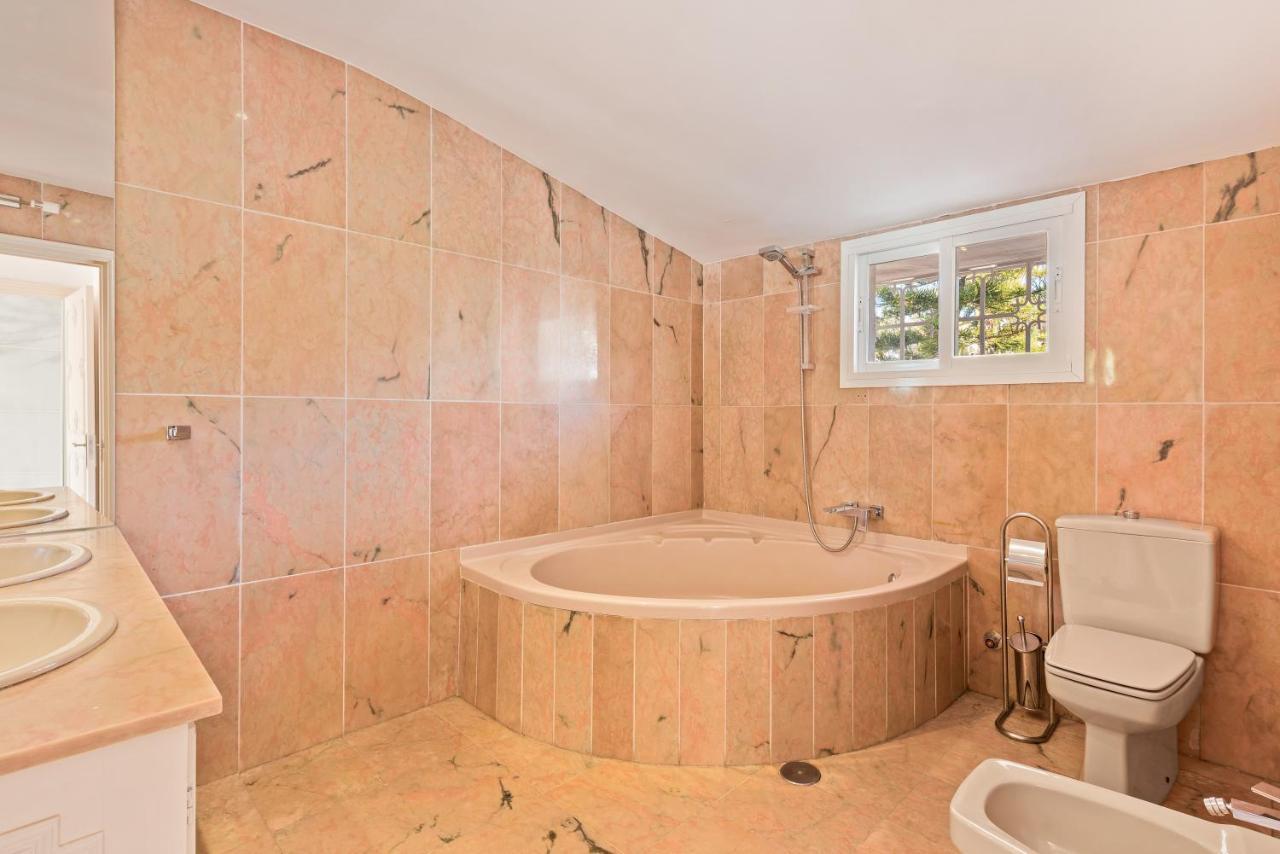 Villa 6 Bedrooms Luxury Camilla