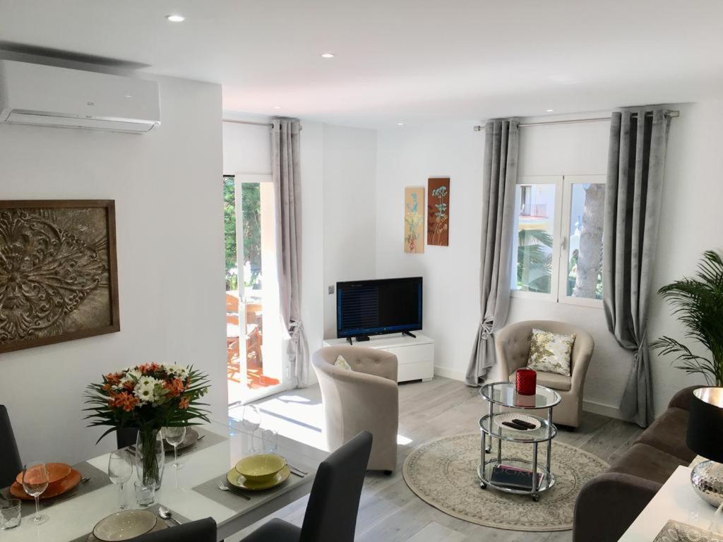 Banus Beach&pool Apartment
