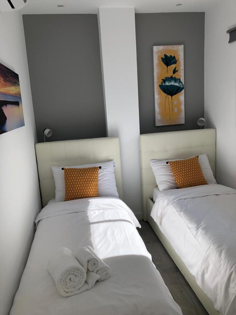 Banus Beach&pool * Marbella