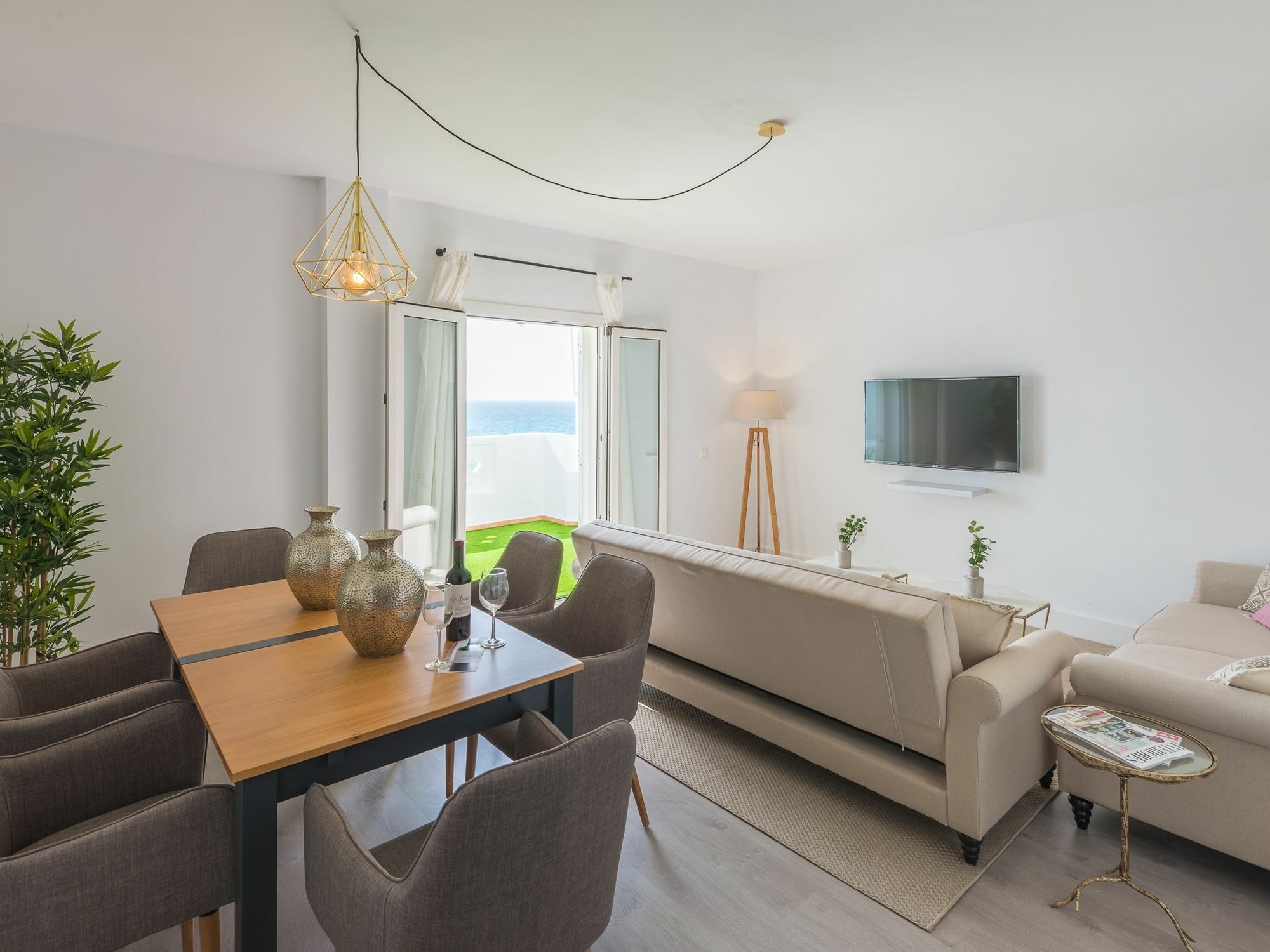Banus Waterfront Penthouse Marbella