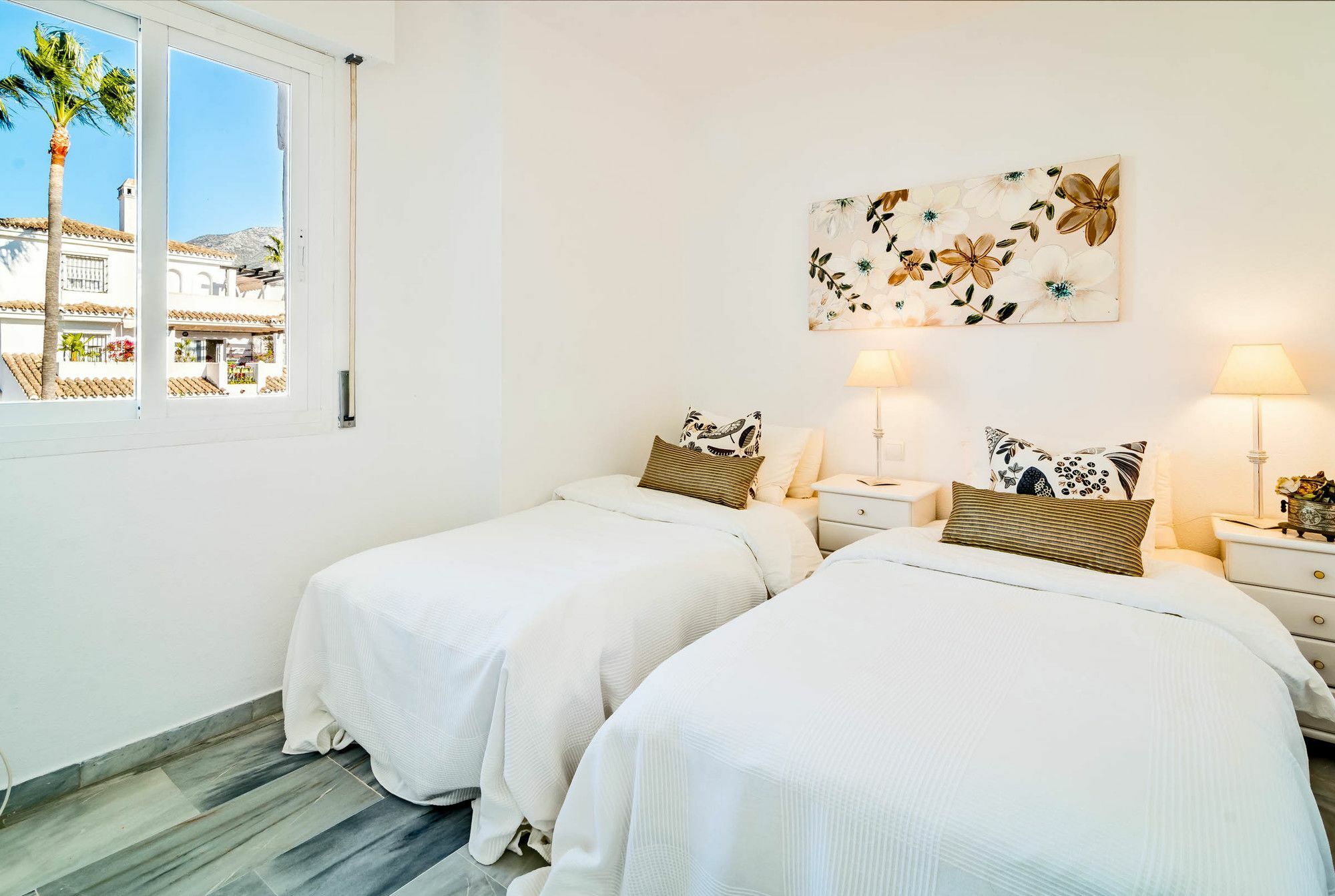 Lnm- Modern 2 Bedroom Penthouse P.banus Apartment Marbella