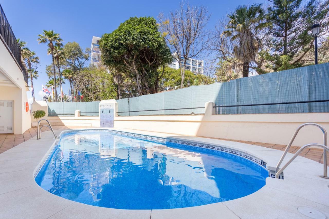 Beachfront Apartamento Marbella